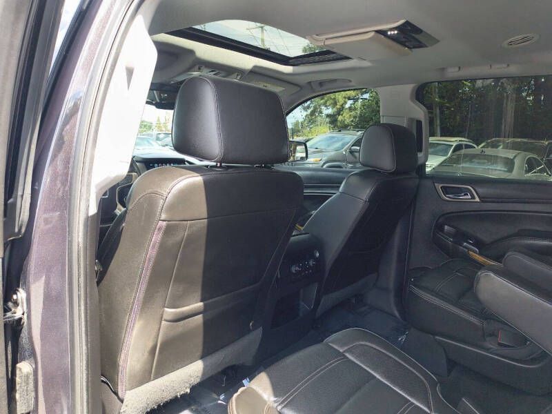 2017 GMC Yukon Image 11