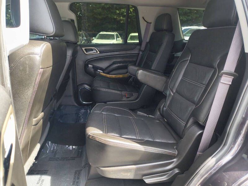 2017 GMC Yukon Image 12