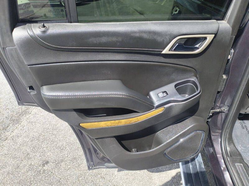 2017 GMC Yukon Image 16