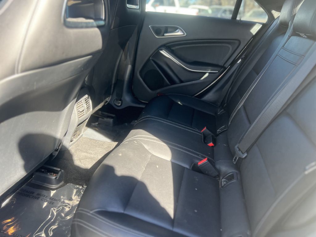 2018 Mercedes-Benz CLA-Class Image 9