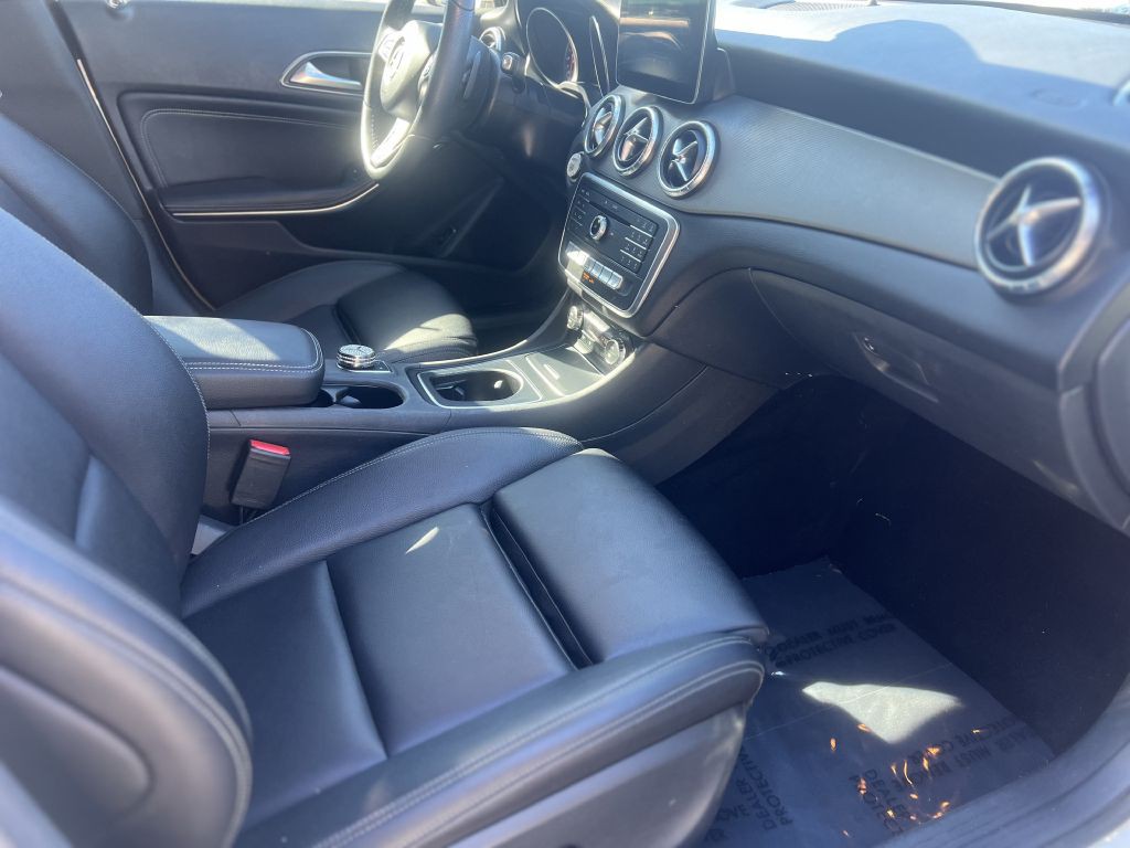 2018 Mercedes-Benz CLA-Class Image 11