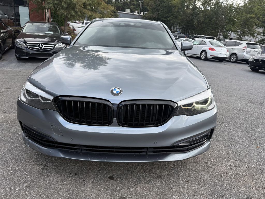 2018 BMW 5 Series Image 2