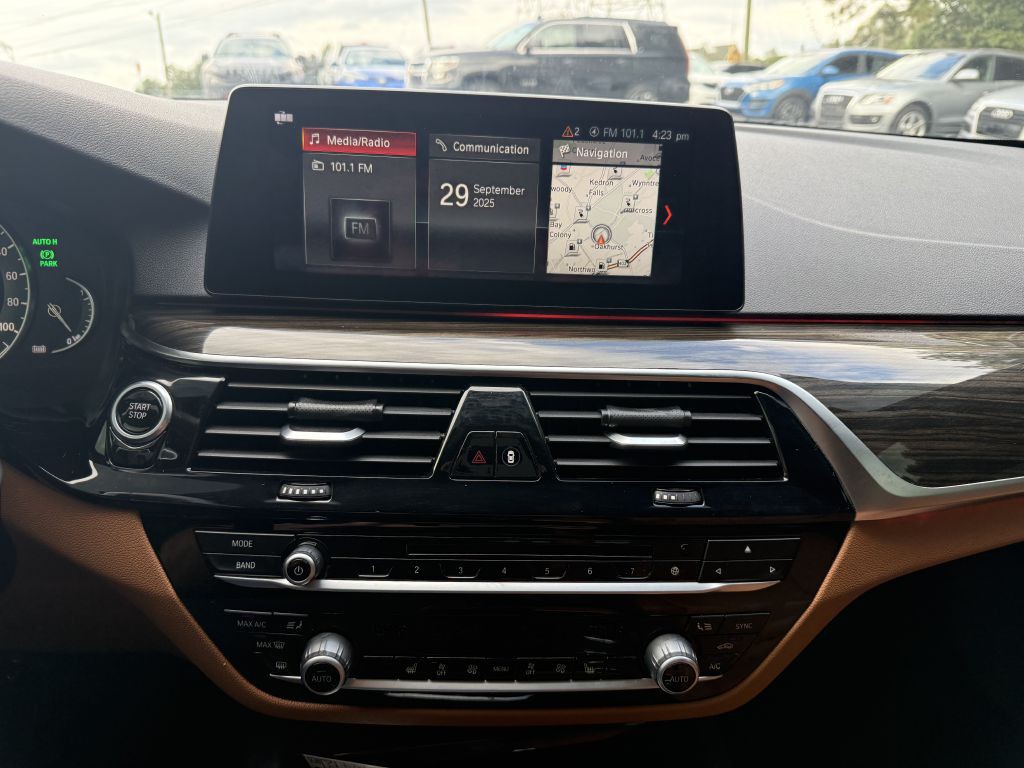 2018 BMW 5 Series Image 16