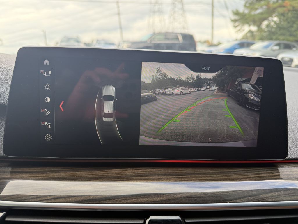 2018 BMW 5 Series Image 18