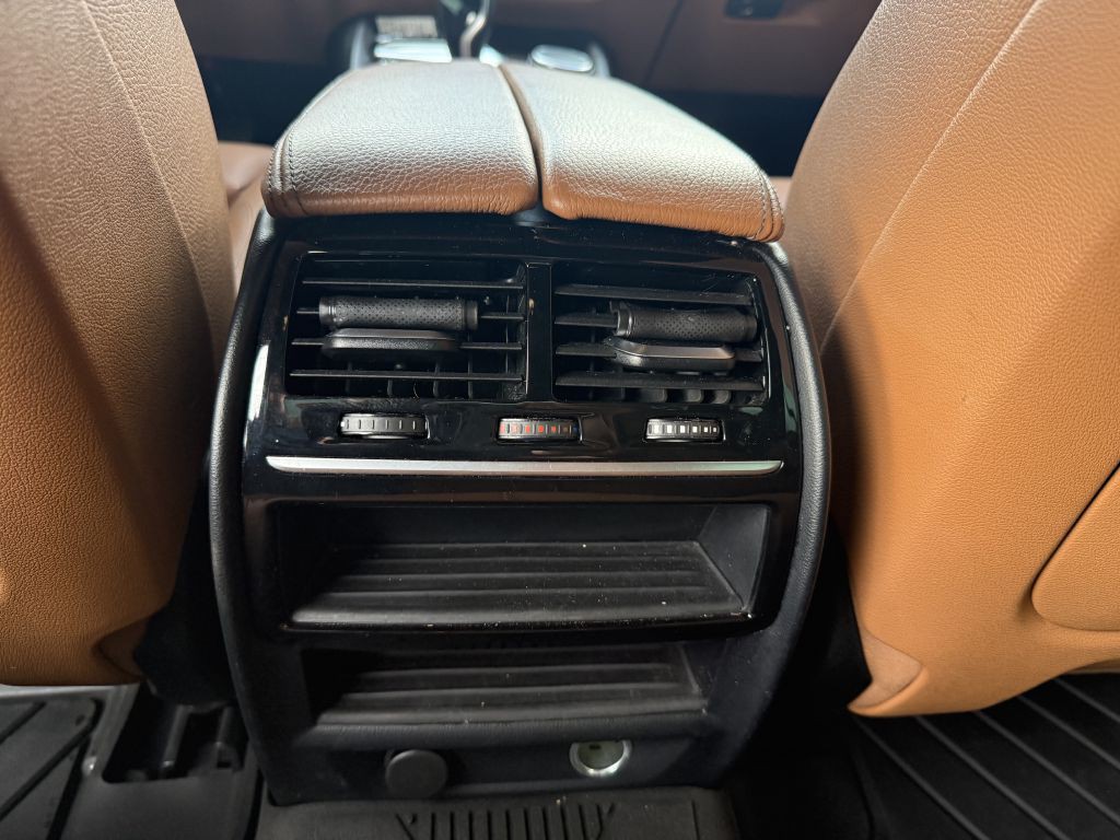 2018 BMW 5 Series Image 20