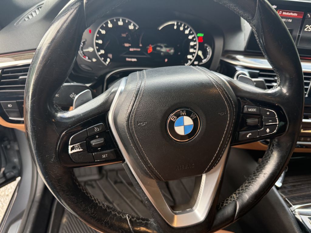 2018 BMW 5 Series Image 21