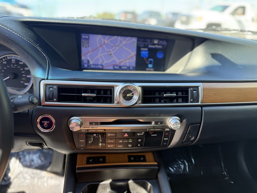 2013 Lexus GS Image 15
