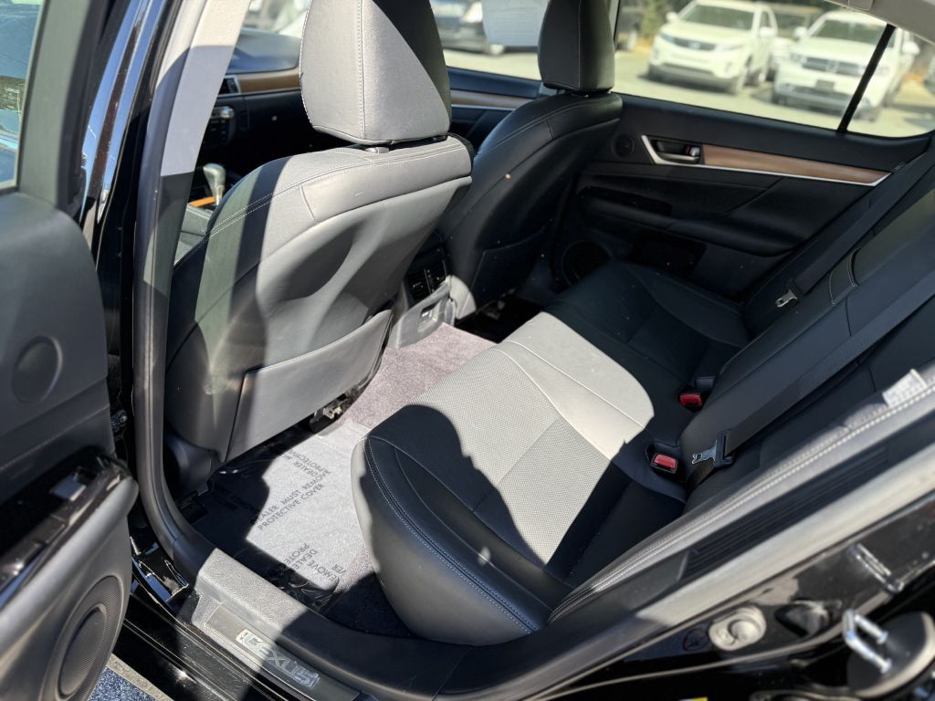 2013 Lexus GS Image 22