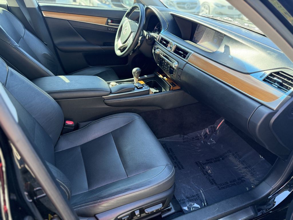 2013 Lexus GS Image 23