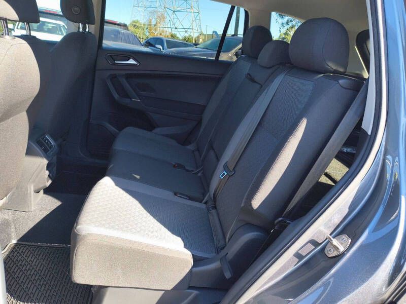 2018 Volkswagen Tiguan Image 12