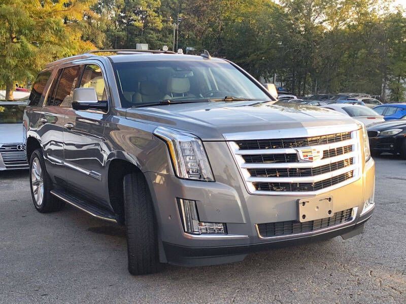 2018 Cadillac Escalade Image 3