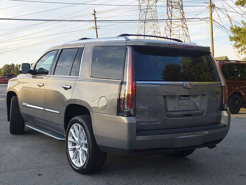 2018 Cadillac Escalade Image 6