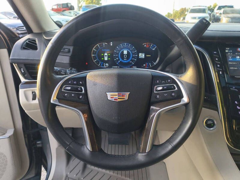 2018 Cadillac Escalade Image 24