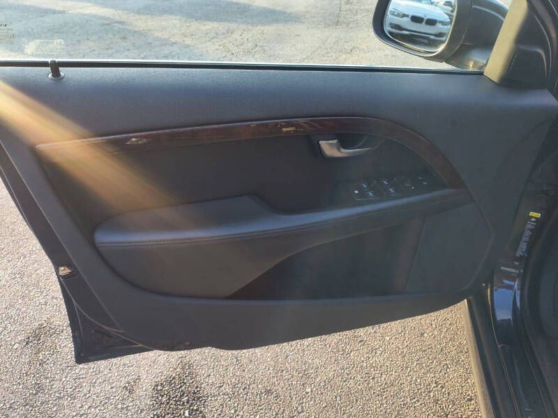 2010 Volvo S80 Image 16