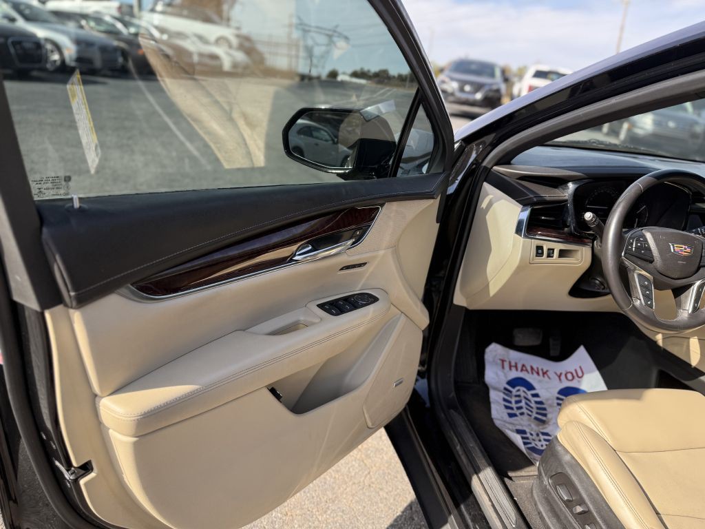 2017 Cadillac XT5 Image 14