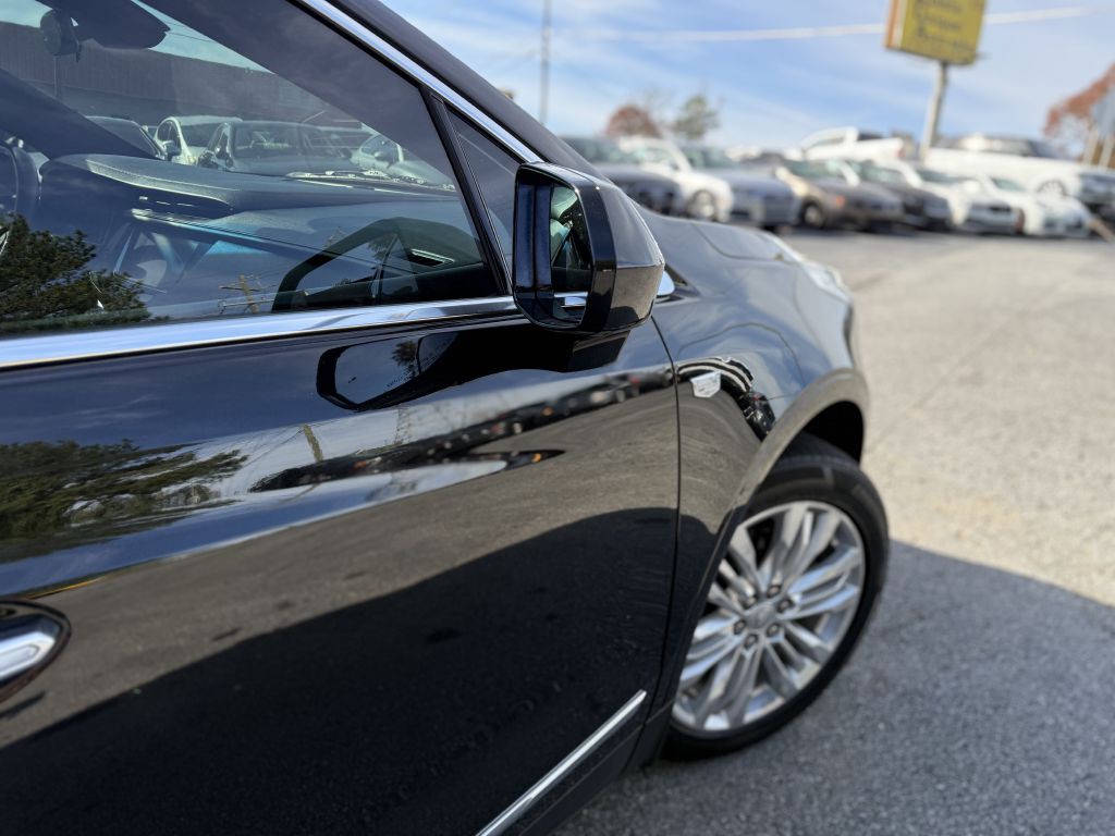 2017 Cadillac XT5 Image 9