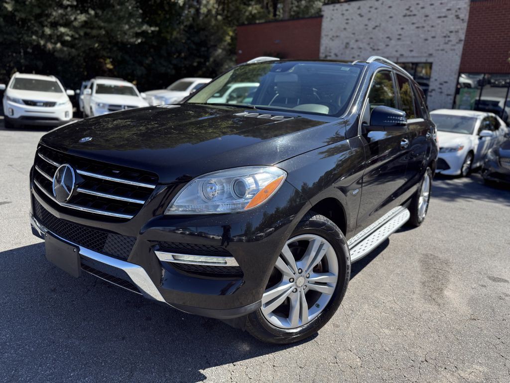 2012 Mercedes-Benz M-Class Image 1
