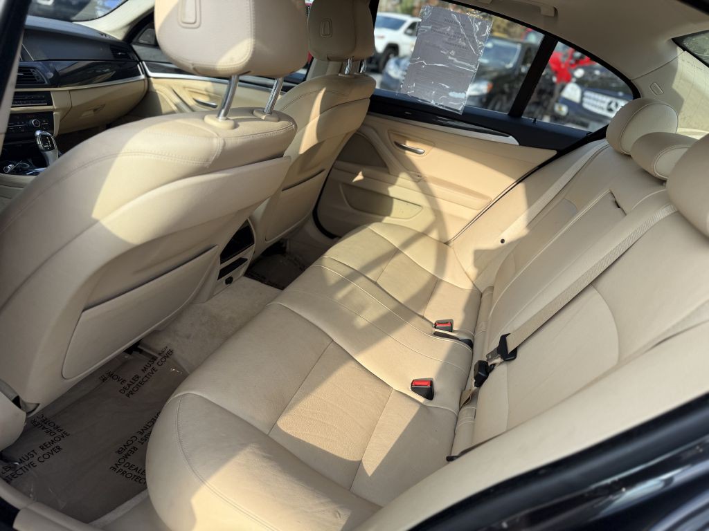 2014 BMW 5 Series Image 10