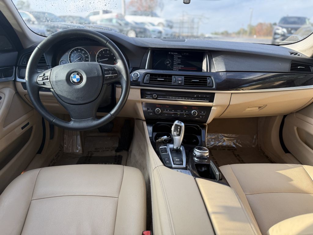 2014 BMW 5 Series Image 16
