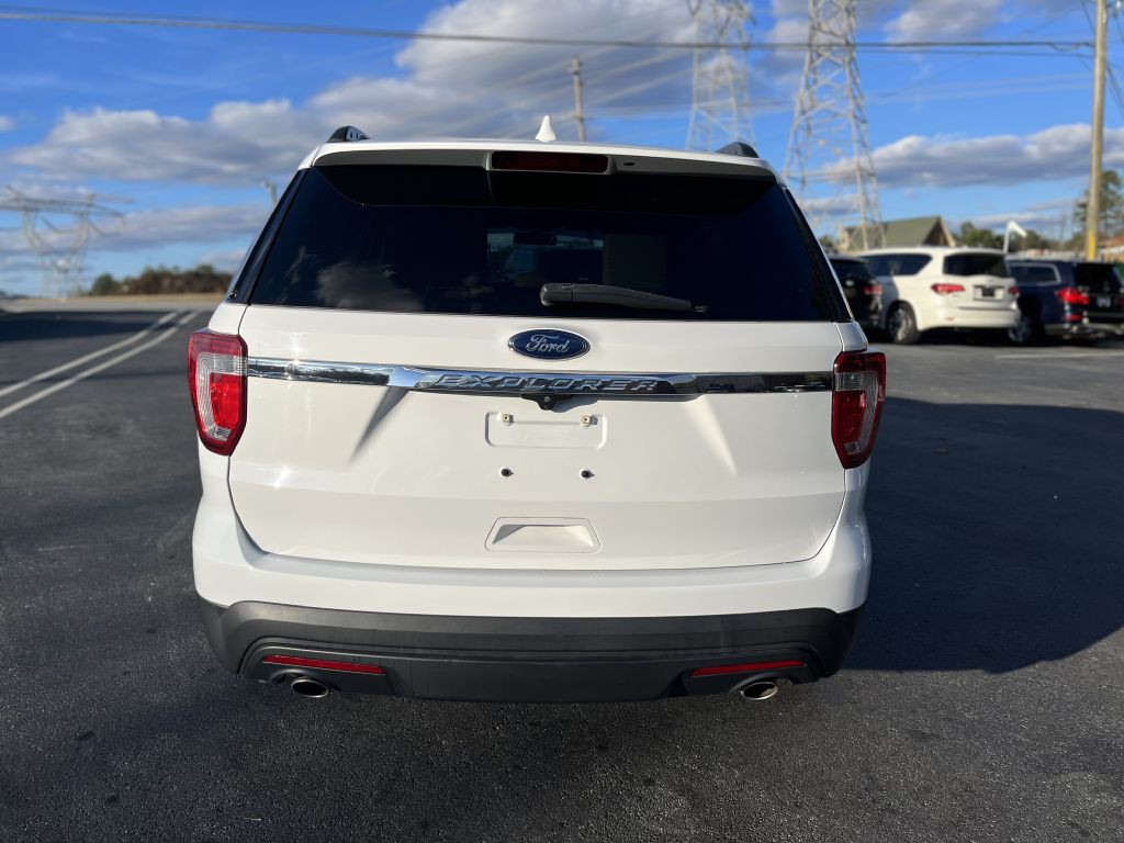 2017 Ford Explorer Image 6