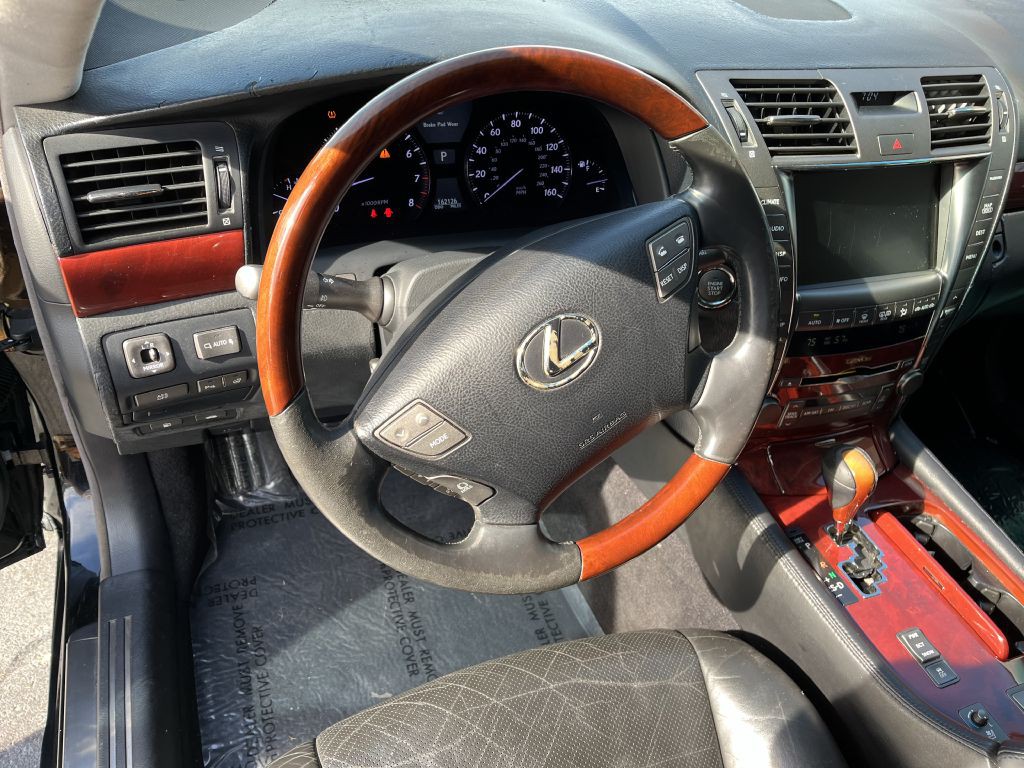 2008 Lexus LS Image 11