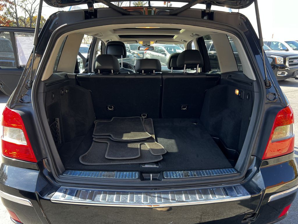 2010 Mercedes-Benz GLK-Class Image 8