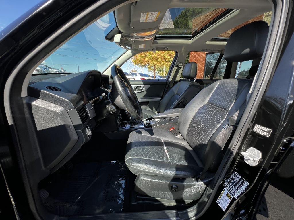 2010 Mercedes-Benz GLK-Class Image 11