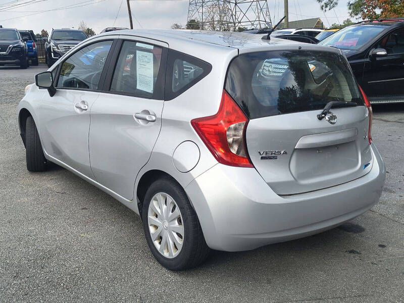 2015 Nissan Versa Image 8