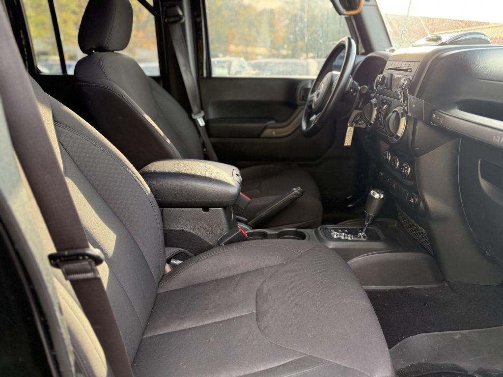 2017 Jeep Wrangler Unlimited Image 9