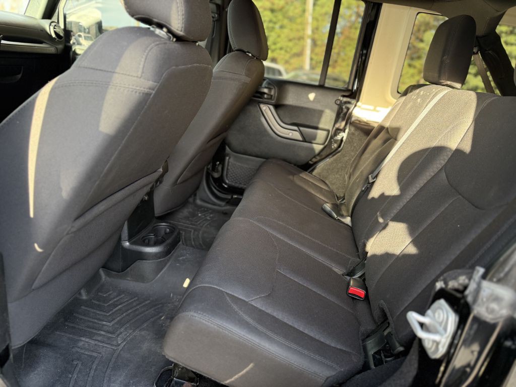 2017 Jeep Wrangler Unlimited Image 13