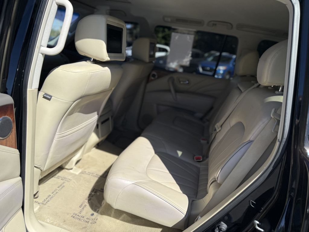 2016 INFINITI QX80 Image 8