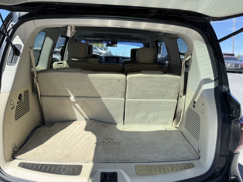 2016 INFINITI QX80 Image 18