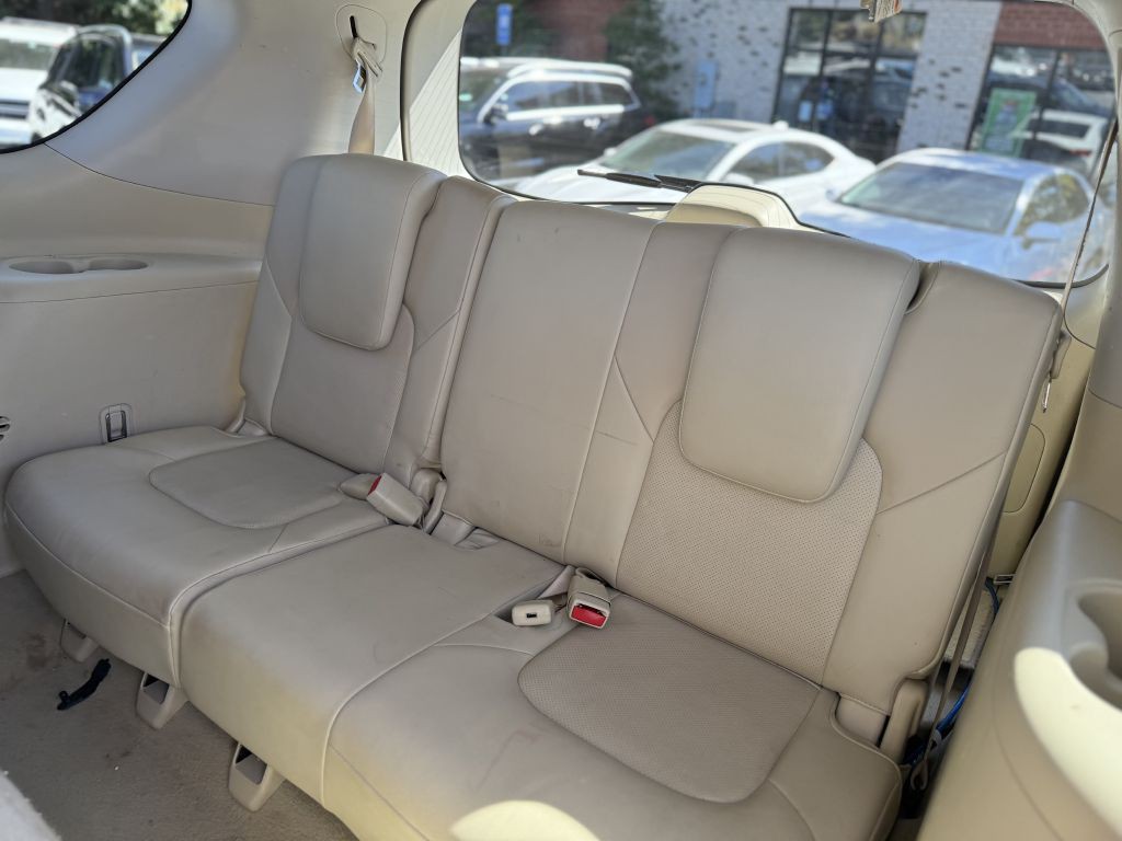 2016 INFINITI QX80 Image 21