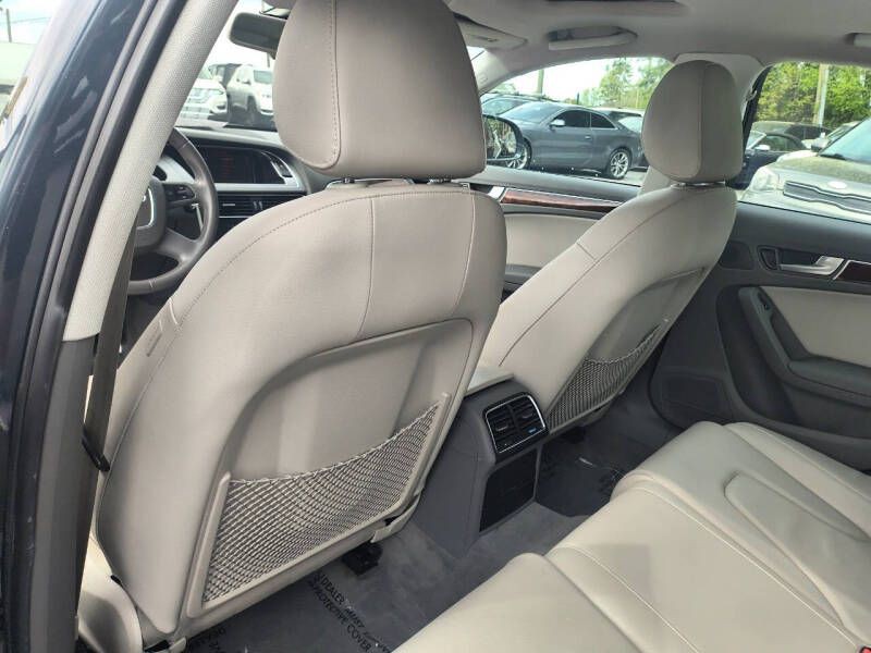 2009 Audi A4 Image 11