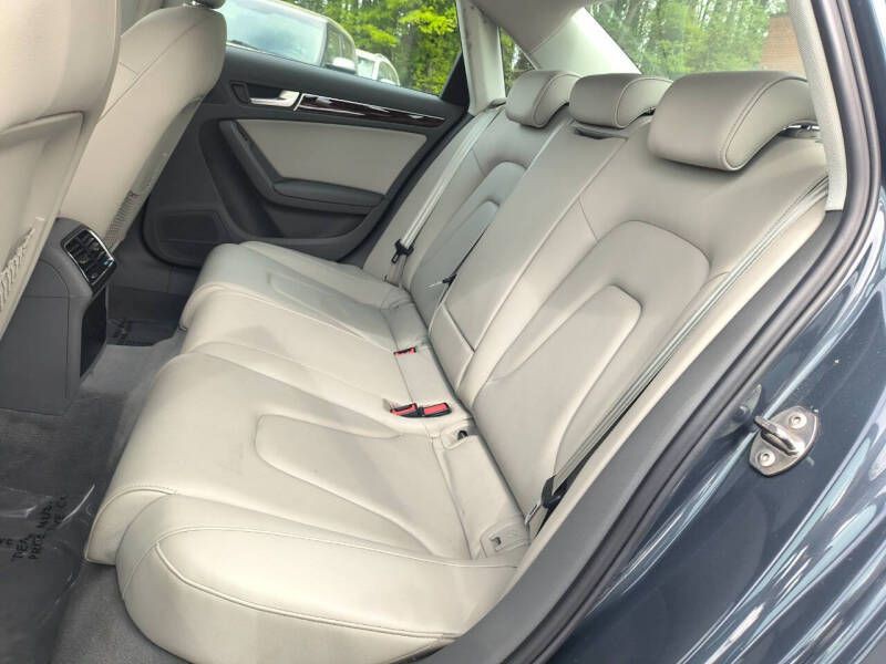 2009 Audi A4 Image 12