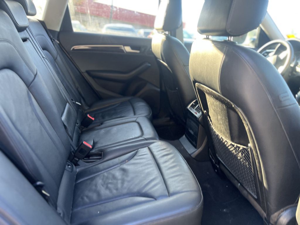 2012 Audi Q5 Image 9