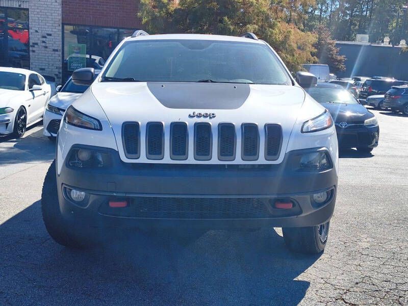 2018 Jeep Cherokee Image 2