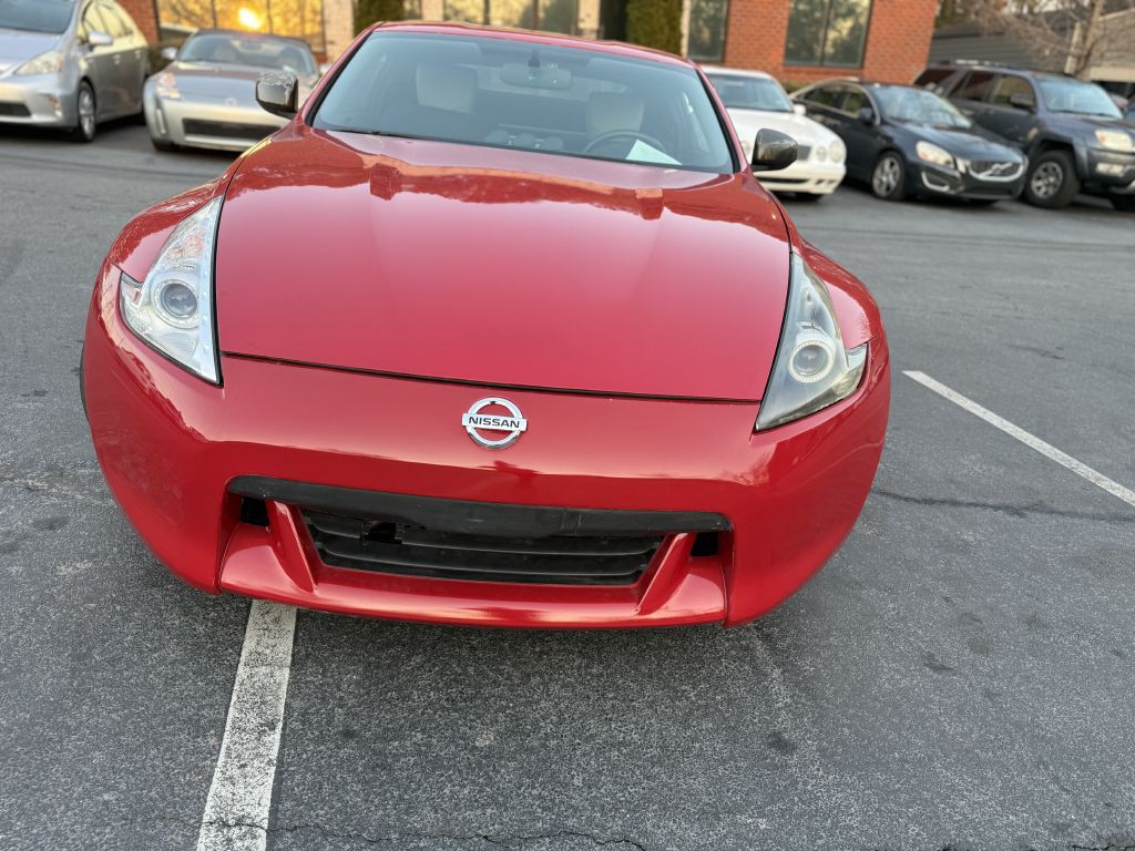 2009 Nissan 370Z Image 2