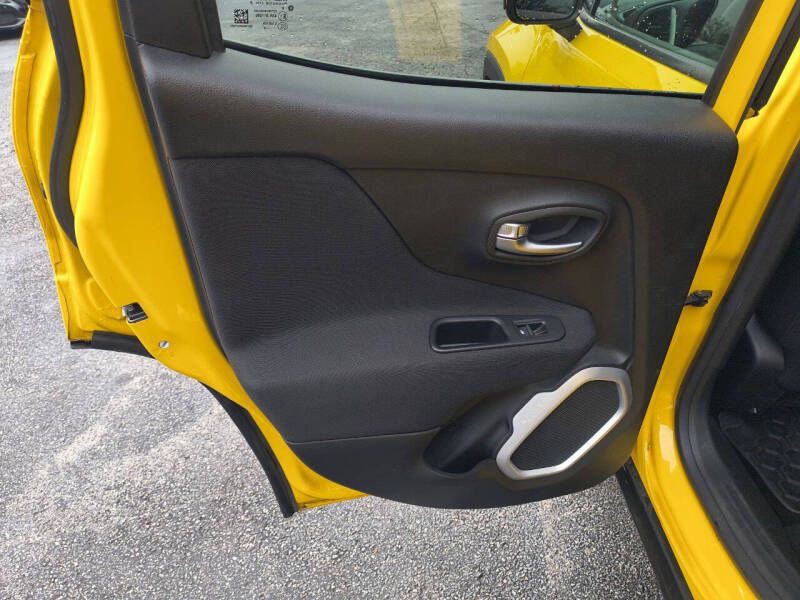 2018 Jeep Renegade Image 14