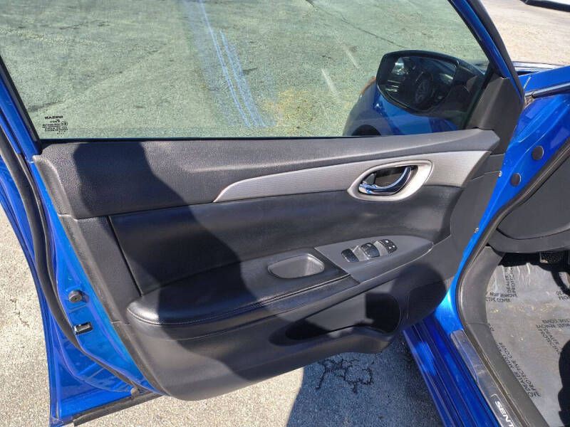 2015 Nissan Sentra Image 20