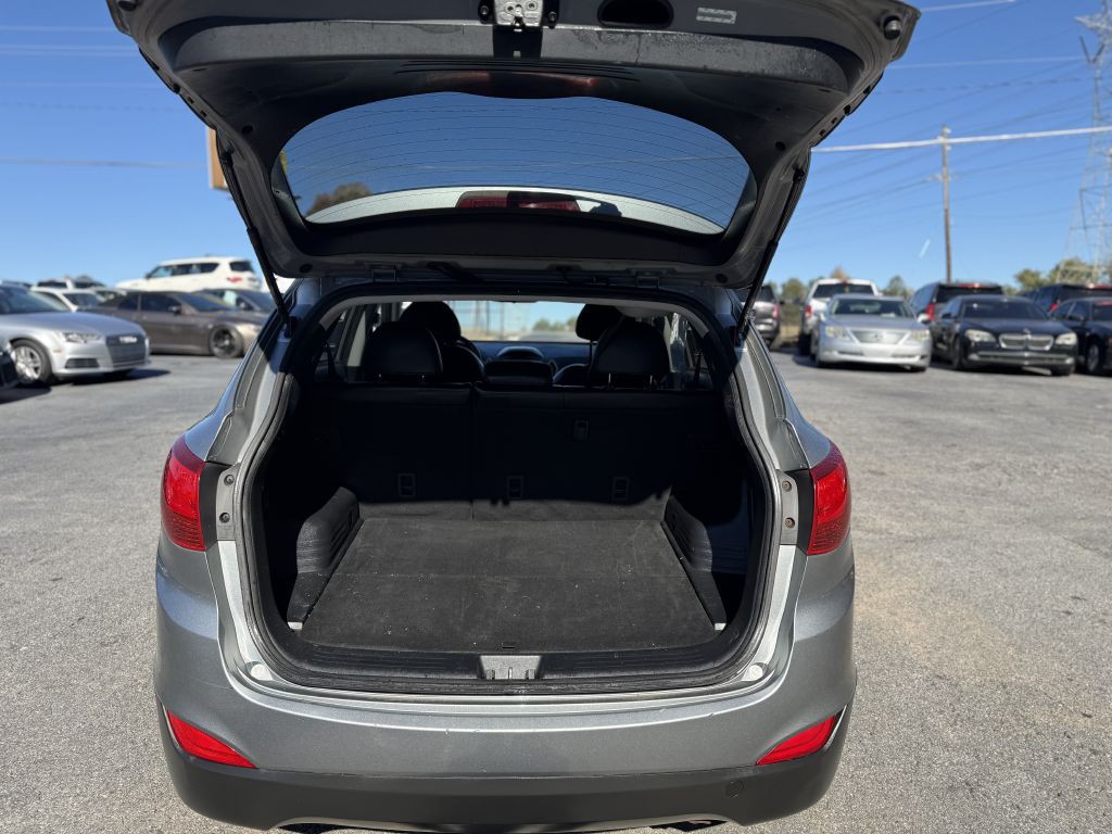 2011 Hyundai Tucson Image 6