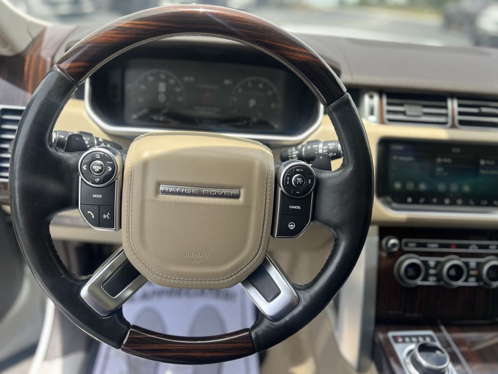 2017 Land Rover Range Rover Image 19
