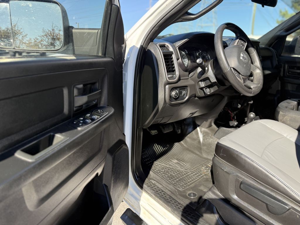 2022 RAM 2500 Image 17