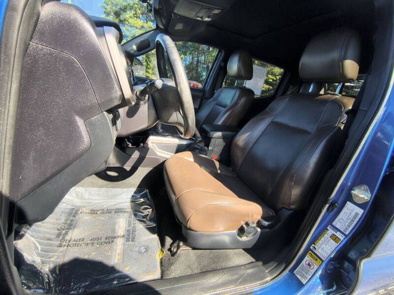 2016 Toyota Tacoma Image 10