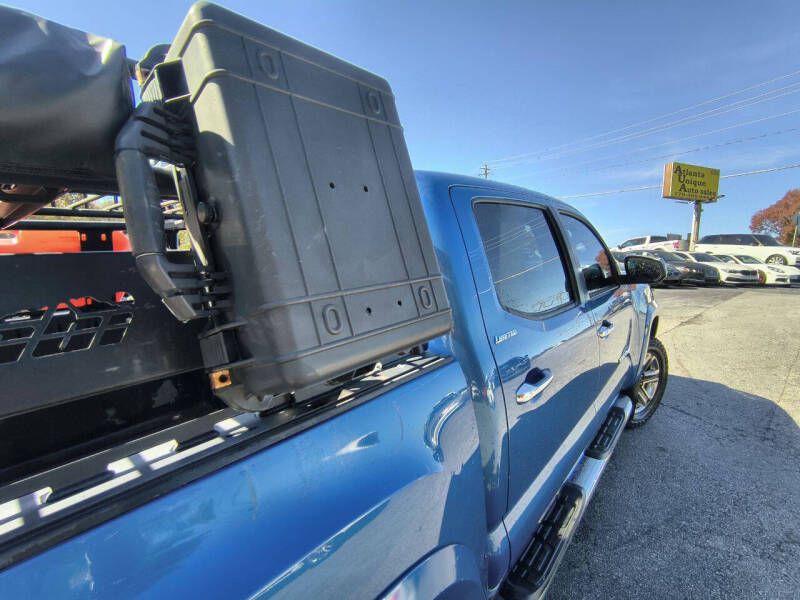 2016 Toyota Tacoma Image 24