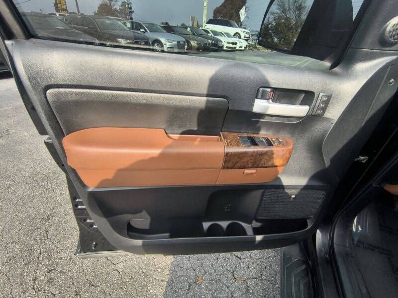 2010 Toyota Tundra Image 18