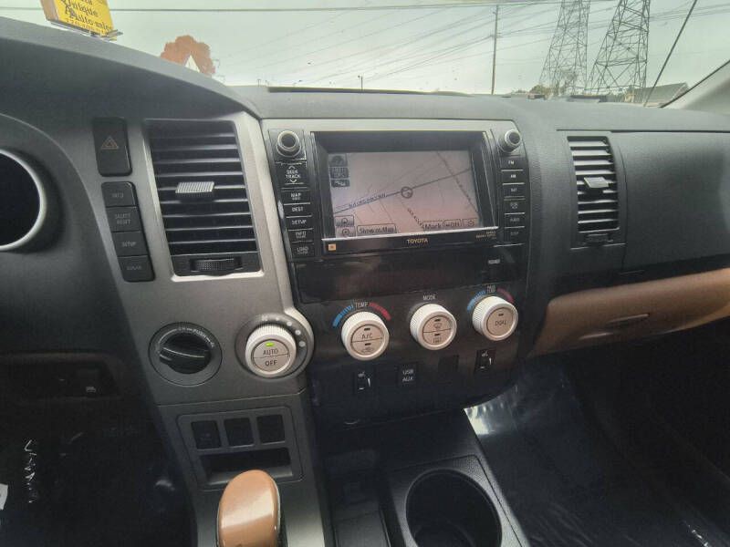 2010 Toyota Tundra Image 20