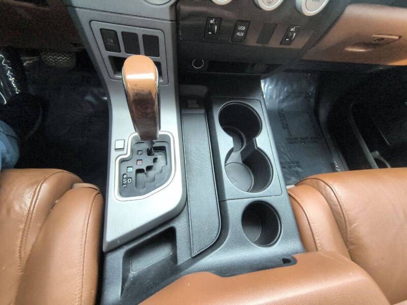 2010 Toyota Tundra Image 21