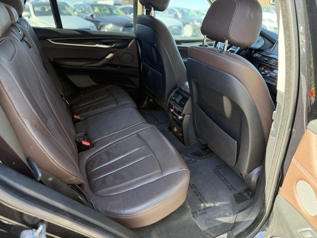 2015 BMW X5 Image 16
