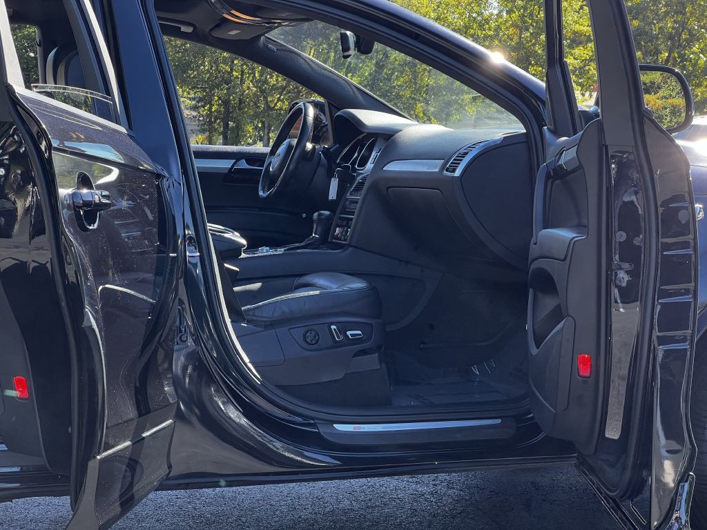 2012 Audi Q7 Image 12